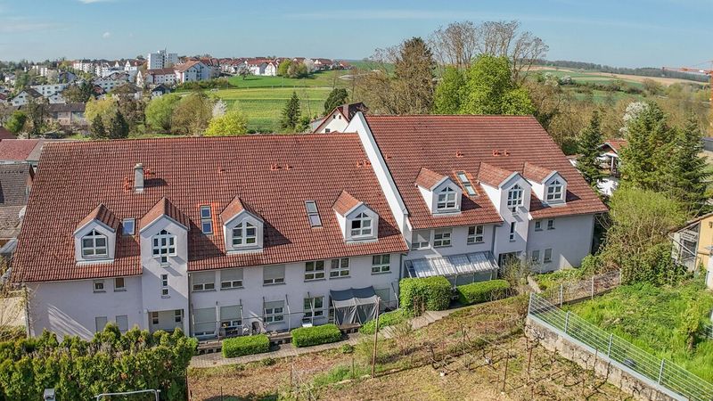 Kapitalanlage mit stabilem Mietertrag – vermietete 2-Zimmer-Wohnung mit Tiefgaragenstellplatz